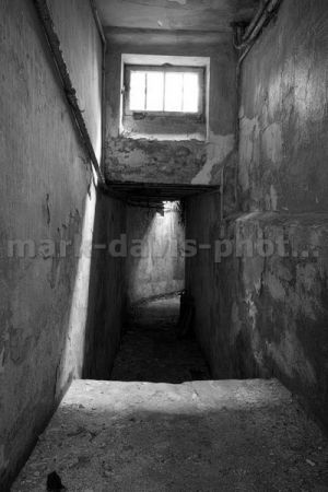 s tunnel entrance pt sm.jpg